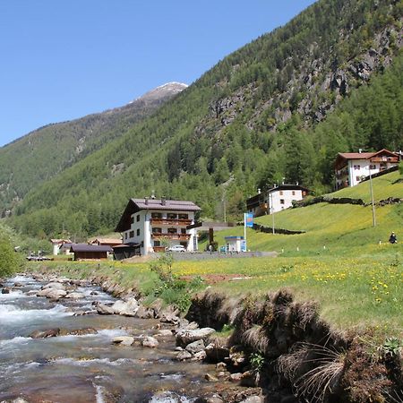 B&B Cicolini Раббі Екстер'єр фото